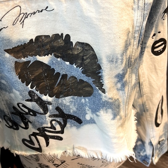 Custom semi graffiti distressed jean jacket - Picture 15 of 16